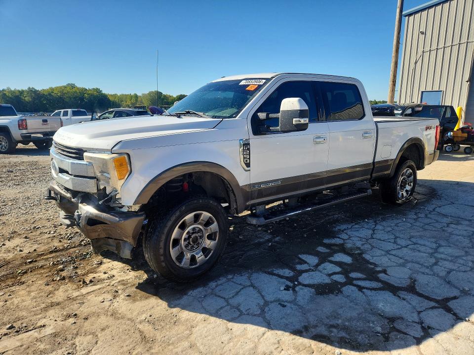 2017 Ford F-250 super duty VIN 1FT7W2BT3HED04552 — COPART salvage auction photo