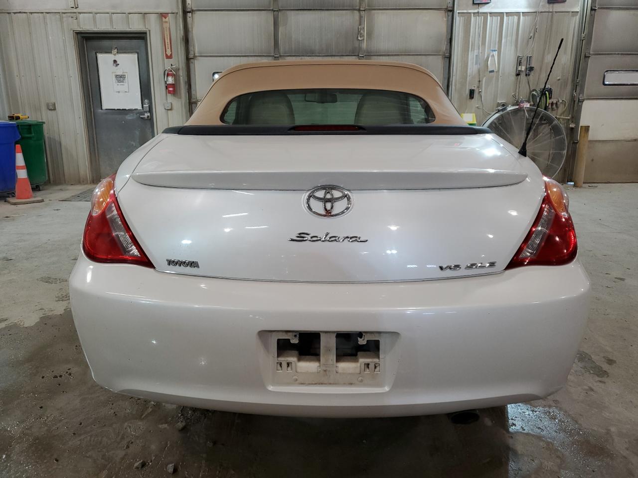 2006 Toyota Camry VIN 4T1FA38P06U104432 COPART salvage auction — Front End, KY - CERT OF TITLE-SALVAGE, sold $750 on 2026-07-09 (photo 6)