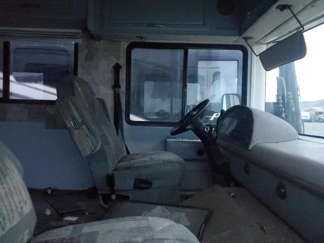 2000 Workhorse Motorhome chassis VIN 5B4LP37J1Y3320016 COPART salvage auction — ALL OVER, CA - DIS/DLR/EXP LIEN PAPERS-SALV, sold $10 on 2026-07-30 (photo 6)