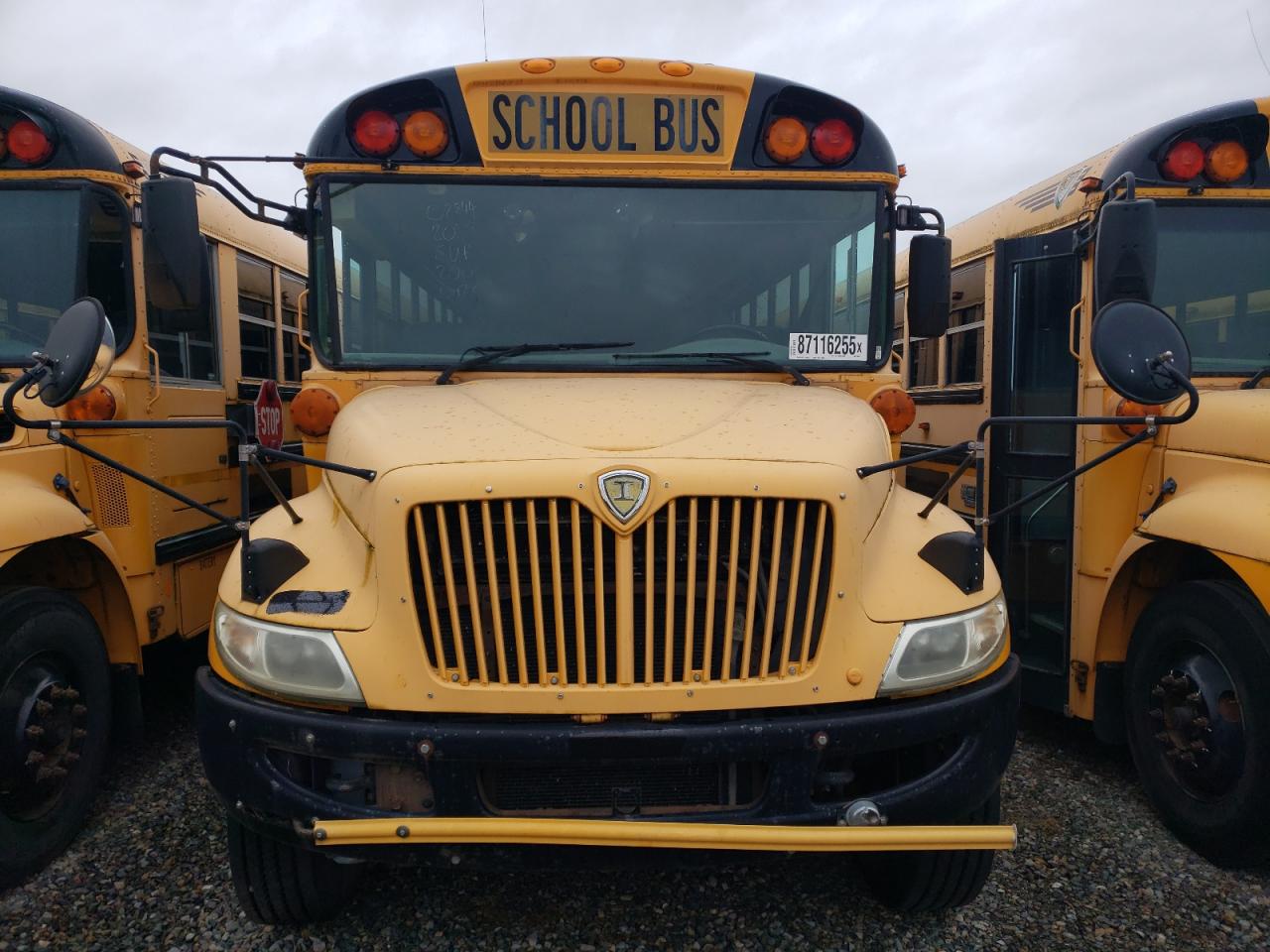 2009 Ic Corporation Ce Series School VIN 4DRBUSKN29B102088 COPART salvage auction — Minor Dent/Scratches, WA - VEHICLE CERT OF OWNERSHIP-TITL, sold $1,000 on 2026-07-08 (photo 9)