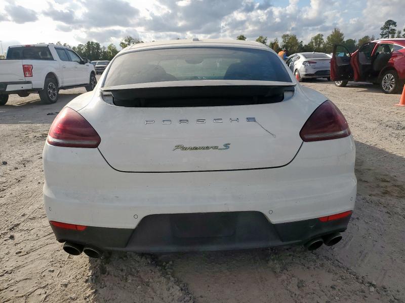 2014 Porsche Panamera VIN WP0AD2A70EL044747 COPART salvage auction — MINOR DENT/SCRATCHES, FL - CERT OF TITLE-MANUF BUY BACK, sold $3,800 on 2026-07-31 (photo 6)