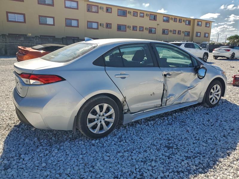 2025 Toyota Corolla VIN 5YFB4MDE3SP290513 COPART salvage auction — SIDE, Fl - Cert Of Title Slvg Rebuildable, sold $6,700 on 2026-07-07 (photo 3)