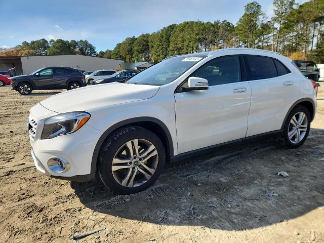 2019 Mercedes-benz Gla-klasse VIN WDCTG4GB2KU018920 COPART salvage auction — SIDE, De - Salvage Certificate, sold $600 on 2026-07-21 (photo 1)