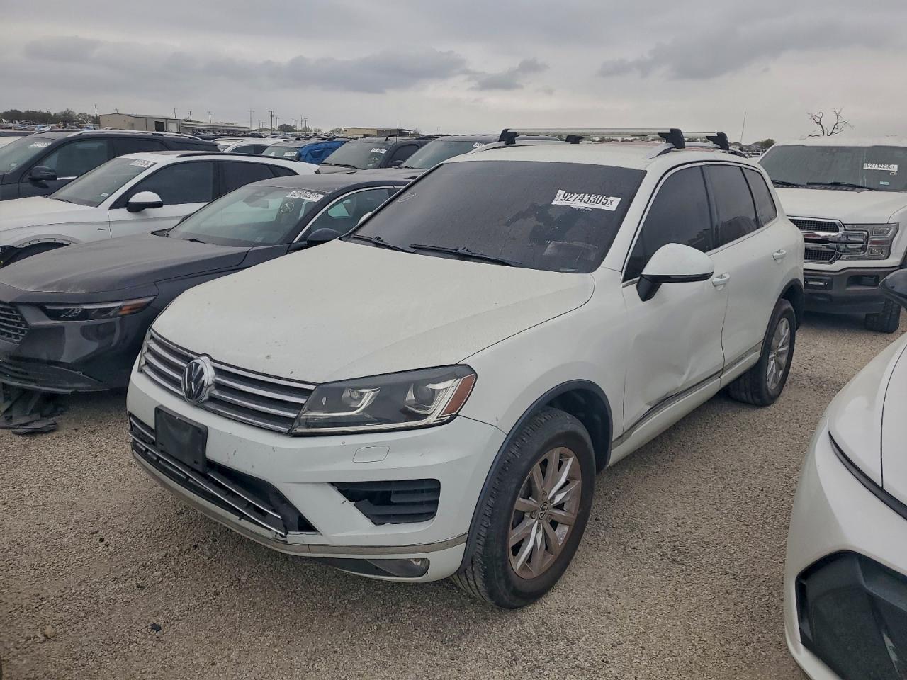 2016 Volkswagen Touareg VIN WVGEF9BP9GD000516 COPART salvage auction — Side, TX - CERTIFICATE OF TITLE, sold $800 on 2026-07-09 (photo 1)