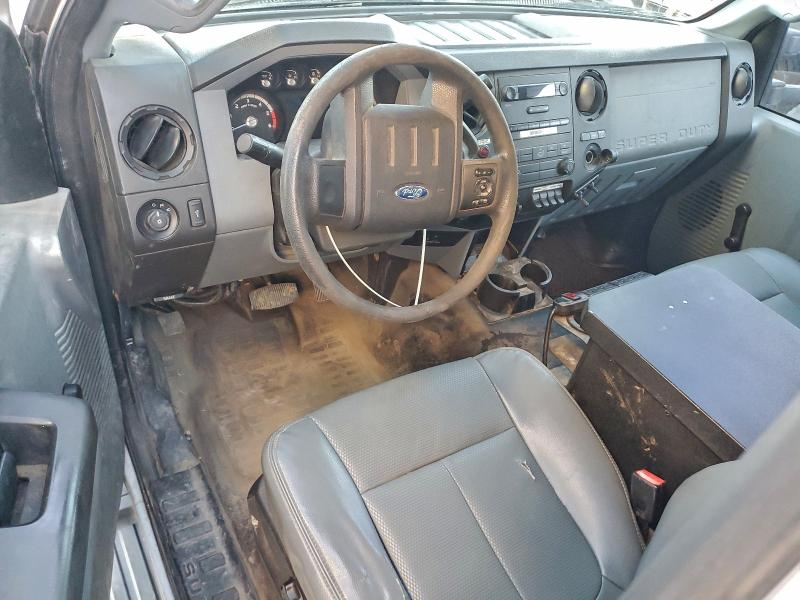 2013 Ford F-450 VIN 1FDUF4GY5DEA87434 COPART salvage auction — NORMAL WEAR, Tx - Certificate Of Title, sold $1,150 on 2026-07-07 (photo 8)