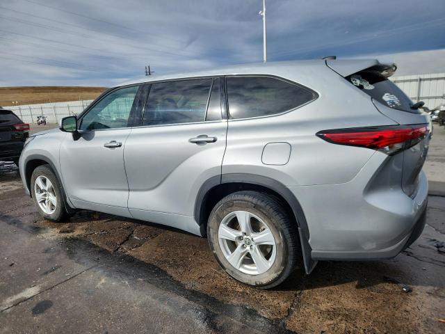 2022 Toyota Highlander VIN 5TDCZRBH1NS202957 COPART salvage auction — HAIL, Wy - Dis/Dlr/Exp Only Salvage Title, sold $5,000 on 2026-06-29 (photo 2)