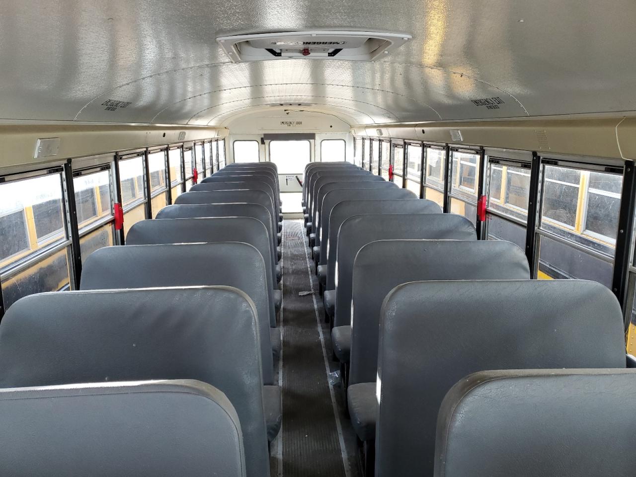 2013 Ic Corporation Ce Series School VIN 4DRBUSKN8DB301140 COPART salvage auction — Minor Dent/Scratches, IA - CERTIFICATE OF TITLE, sold $1,200 on 2026-07-08 (photo 6)