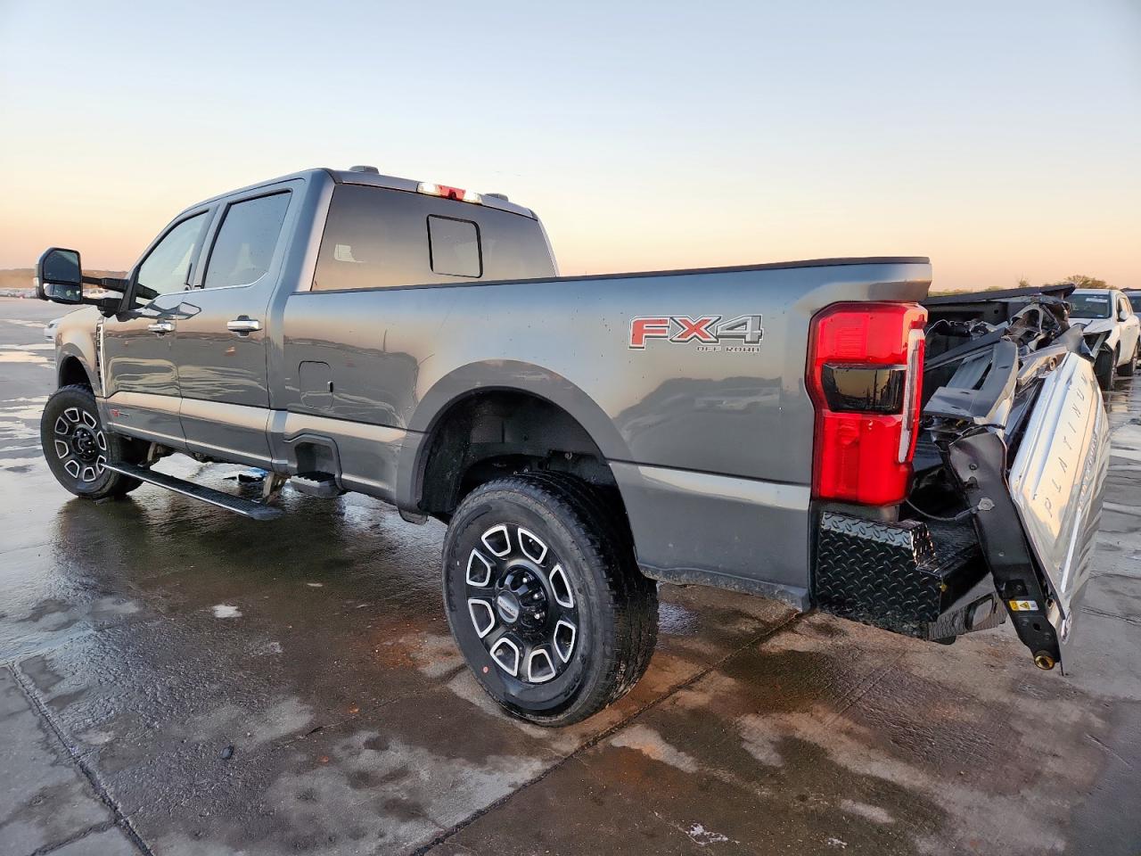 2024 Ford F350 VIN 1FT8W3BM6REE92116 COPART salvage auction — Front End, TX - CERTIFICATE OF TITLE, sold $32,500 on 2026-01-22 (photo 2)