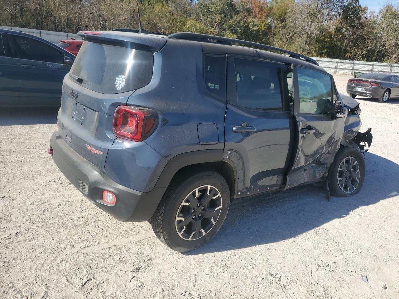 2023 Jeep Renegade VIN ZACNJDC15PPP11659 COPART salvage auction — All Over, OK - CERT OF TITLE-SALVAGE, sold $1,750 on 2026-06-25 (photo 3)