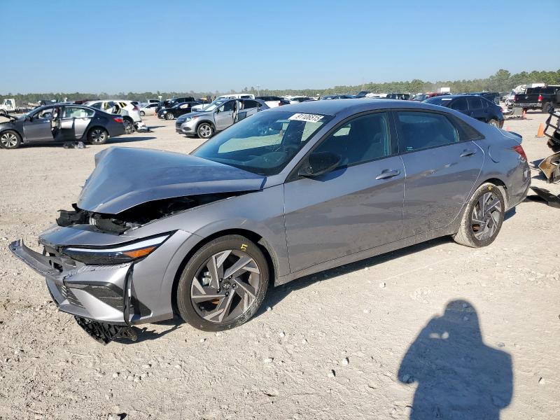 2025 Hyundai Elantra VIN KMHLM4DG2SU069957 COPART salvage auction — FRONT END, Tx - Salvage Vehicle Title, sold $5,200 on 2026-07-10 (photo 1)