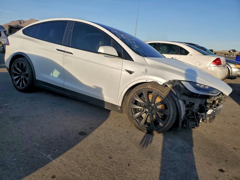 2022 Tesla Model x VIN 7SAXCBE61NF331504 COPART salvage auction — FRONT END, Nv - Salvage Title, sold $17,000 on 2026-07-13 (photo 4)