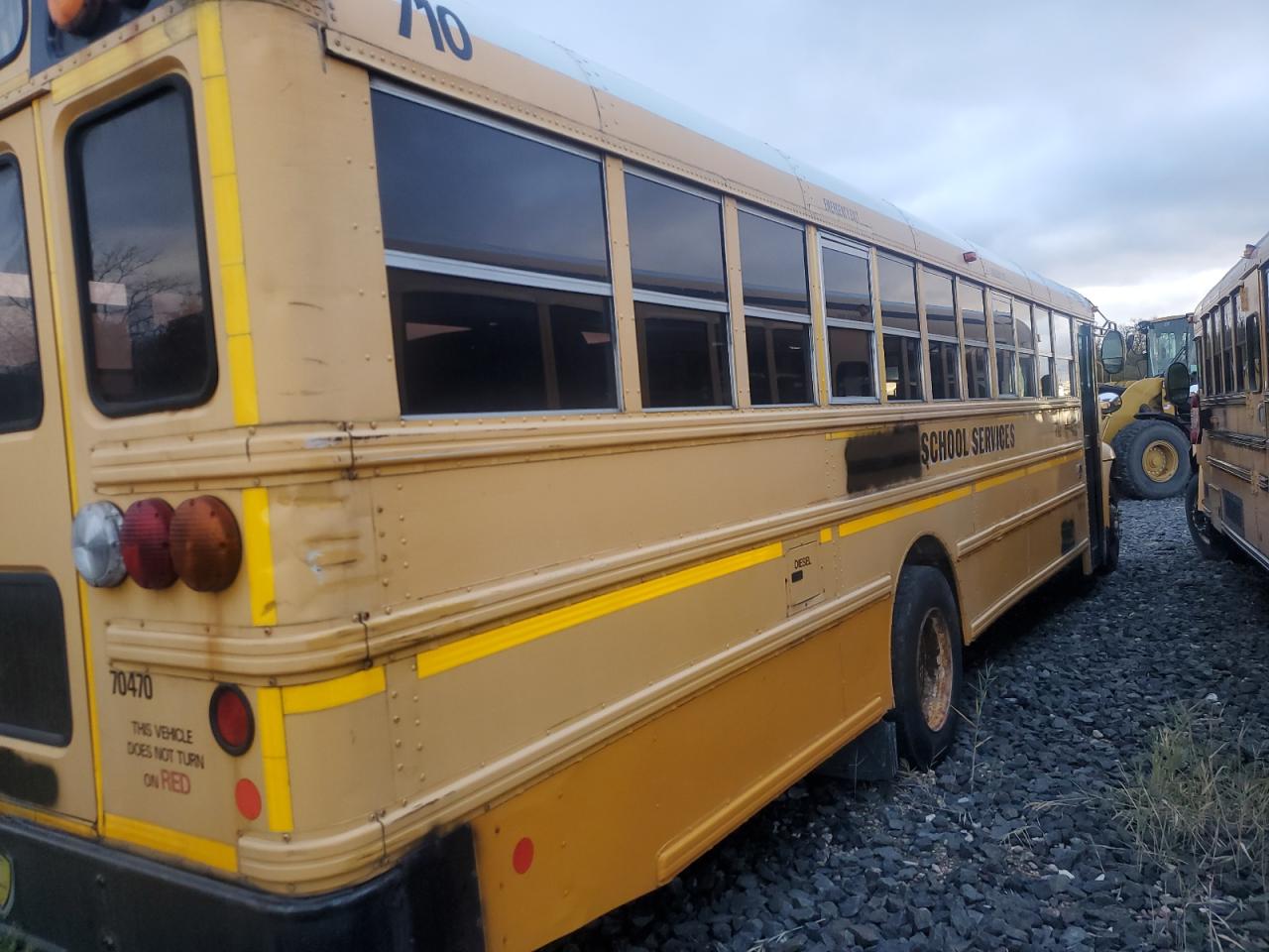2010 Ic Corporation Ce Series School VIN 4DRBUAAN8AB164367 COPART salvage auction — Normal Wear, NY - CERTIFICATE OF TITLE, sold $1,000 on 2026-07-08 (photo 4)