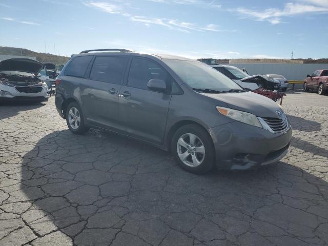 2015 Toyota Sienna VIN 5TDKK3DC1FS598713 COPART salvage auction — REAR END, WV - SALVAGE CERTIFICATE, sold $225 on 2026-07-15 (photo 4)