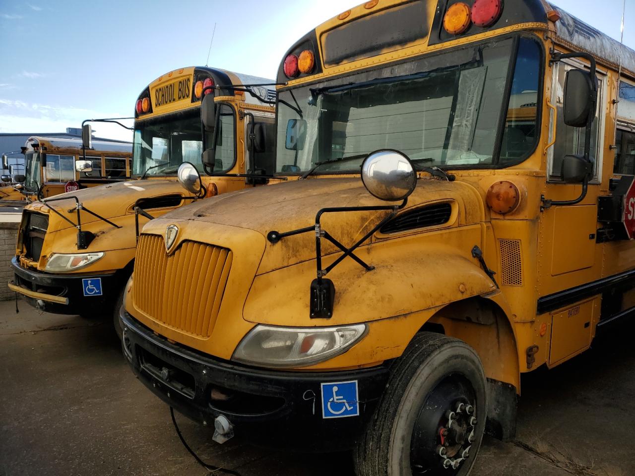 2013 Ic Corporation Ce Series School VIN 4DRBUSKN3DB303412 COPART salvage auction — Minor Dent/Scratches, IA - CERTIFICATE OF TITLE, sold $1,200 on 2026-07-08 (photo 9)