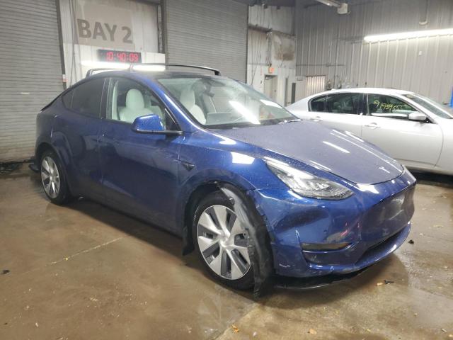 2022 Tesla Model y VIN 7SAYGDEE0NF433940 COPART salvage auction — SIDE, Id - Salvage Certificate Of Title, sold $10,800 on 2026-07-28 (photo 4)