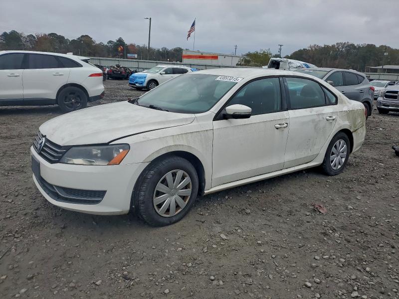 2013 Volkswagen Passat VIN 1VWAP7A30DC053140 — COPART salvage auction photo