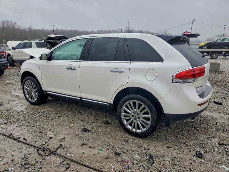 2014 Lincoln Mkx VIN 2LMDJ8JK0EBL13911 COPART salvage auction — FRONT END, Fl - Cert Of Title Slvg Rebuildable, sold $425 on 2026-07-09 (photo 2)