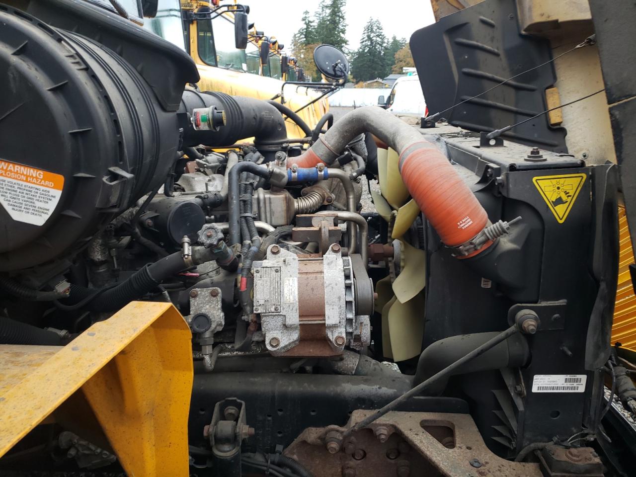 2009 Ic Corporation Ce Series School VIN 4DRBUSKN69B102093 COPART salvage auction — Minor Dent/Scratches, WA - VEHICLE CERT OF OWNERSHIP-TITL, sold $1,000 on 2026-07-08 (photo 7)