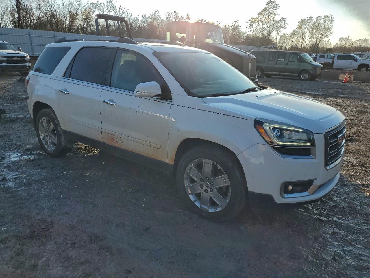 2017 GMC Acadia VIN 1GKKRSKD3HJ213917 COPART salvage auction — Rear End, OK - CERT OF TITLE-SALVAGE, sold $1,750 on 2026-07-09 (photo 4)