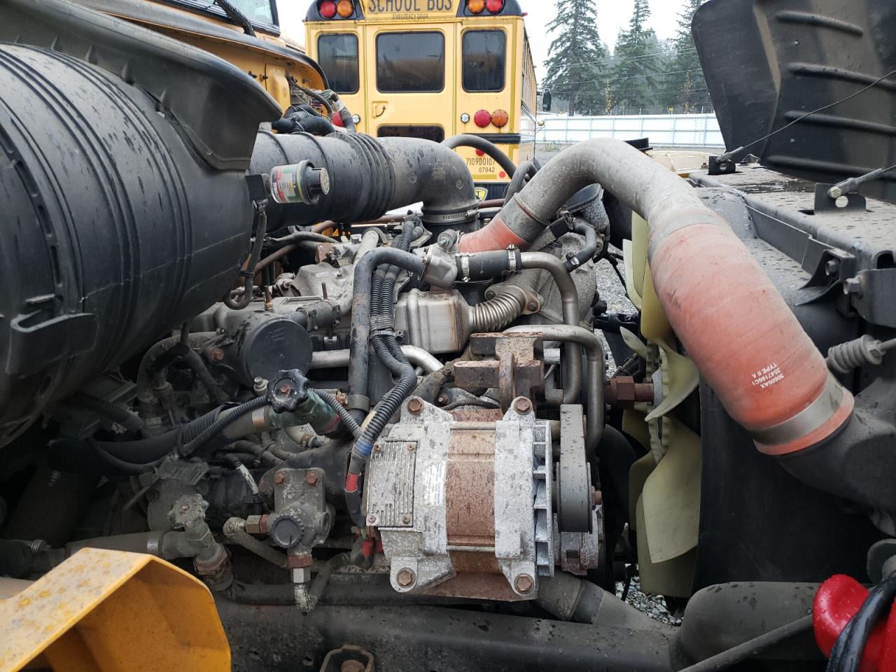 2009 Ic Corporation Ce Series School VIN 4DRBUSKN39B102097 COPART salvage auction — Minor Dent/Scratches, WA - VEHICLE CERT OF OWNERSHIP-TITL, sold $1,000 on 2026-07-08 (photo 7)