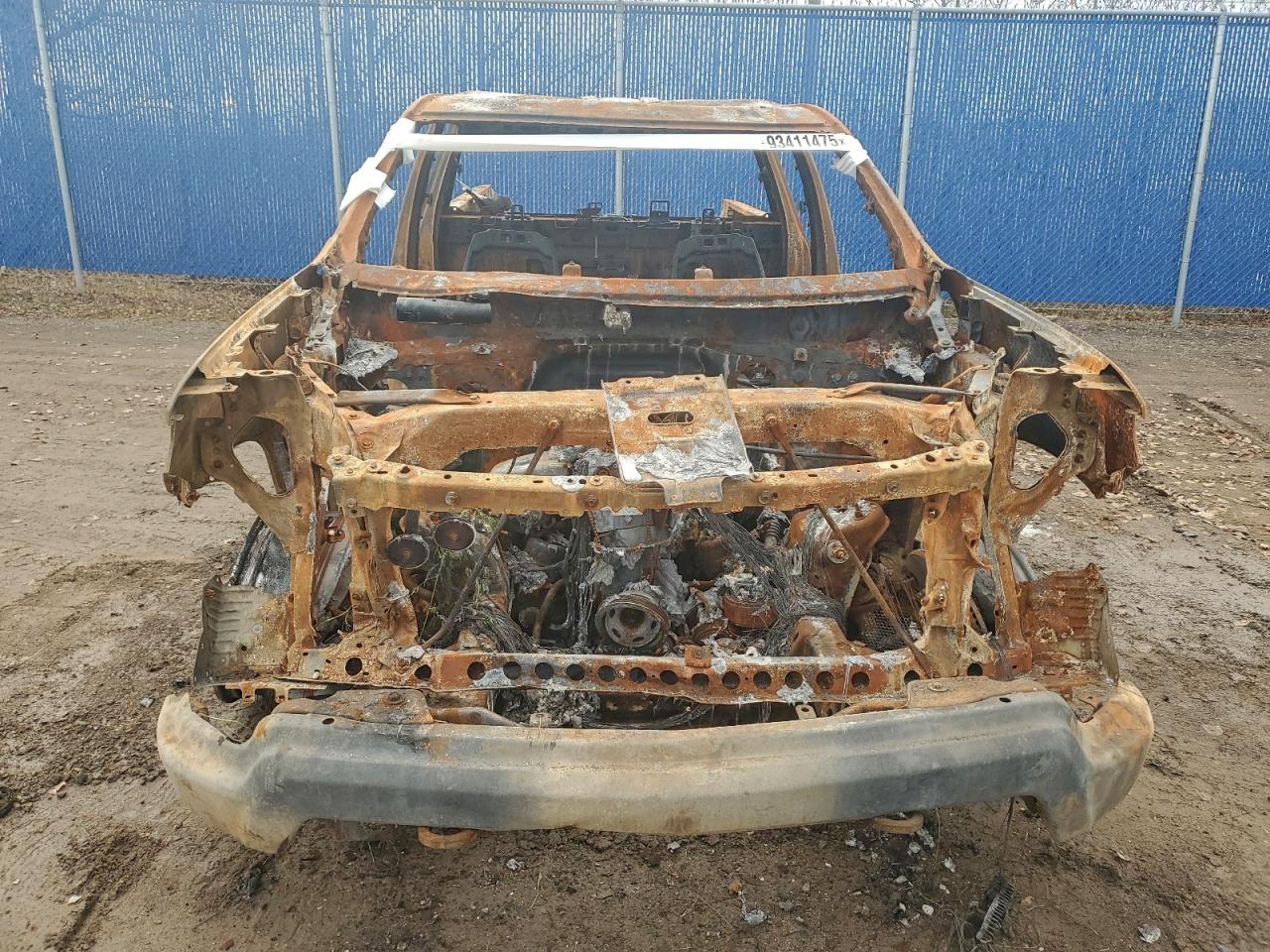 2024 Chevrolet Silverado VIN 1GCRDEEK8RZ173521 COPART salvage auction — Burn, Bn - Non-Repairable, sold $325 on 2026-07-09 (photo 5)