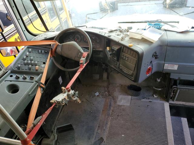 2013 Ic corporation Ce series VIN 4DRBUSKN3DB303409 COPART salvage auction — MINOR DENT/SCRATCHES, Ia - Certificate Of Title, sold $1,200 on 2026-07-08 (photo 5)