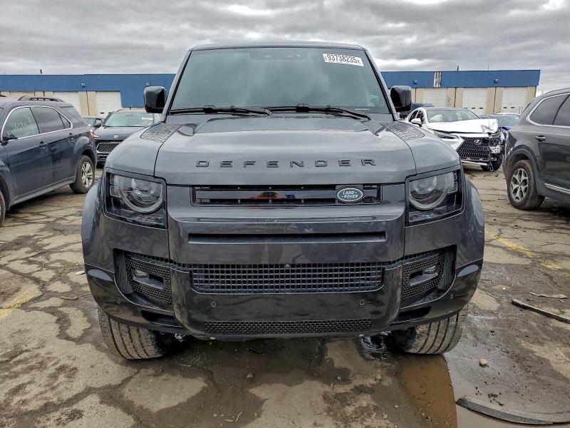 2025 Land rover Defender VIN SALEWFFE8S2426965 COPART salvage auction — WATER/FLOOD, Mi - Scrap Cert Of Title-Flood Veh, sold $35,250 on 2026-07-14 (photo 5)