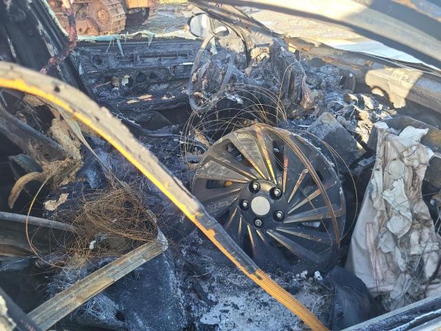 2023 Hyundai Sonata hybrid VIN KMHL34JJ7PA064328 COPART salvage auction — BURN, Ns - Cert Of Reg - Non-Repairable, sold $80 on 2026-07-09 (photo 8)