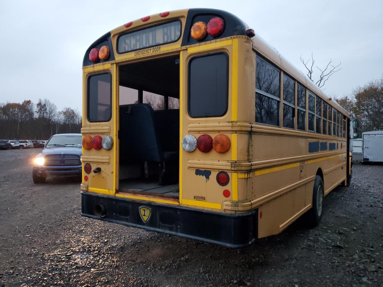 2012 Ic Ce Series School VIN 4DRBUAAN0CB395525 COPART salvage auction — Minor Dent/Scratches, NY - CERTIFICATE OF TITLE, sold $1,400 on 2026-07-08 (photo 4)