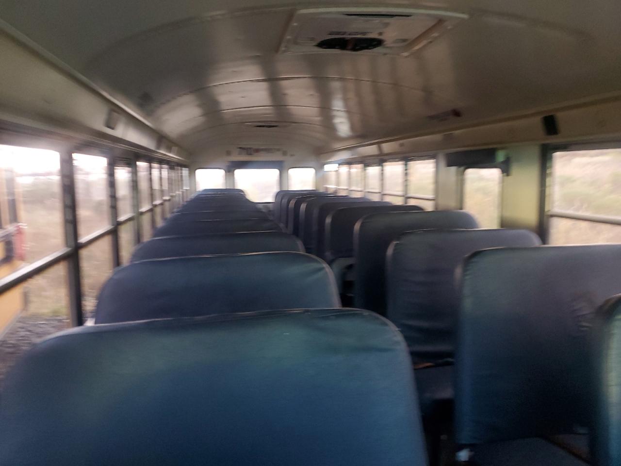 2010 Ic Corporation Ce Series School VIN 4DRBUAAN8AB164367 COPART salvage auction — Normal Wear, NY - CERTIFICATE OF TITLE, sold $1,000 on 2026-07-08 (photo 6)