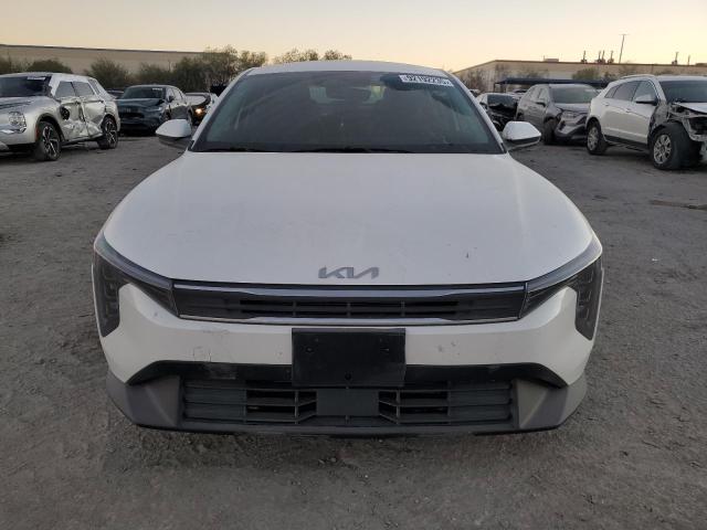 2025 Kia K4 VIN 3KPFT4DE6SE214256 COPART salvage auction — SIDE, NV - SALVAGE TITLE, sold $8,100 on 2026-07-09 (photo 5)