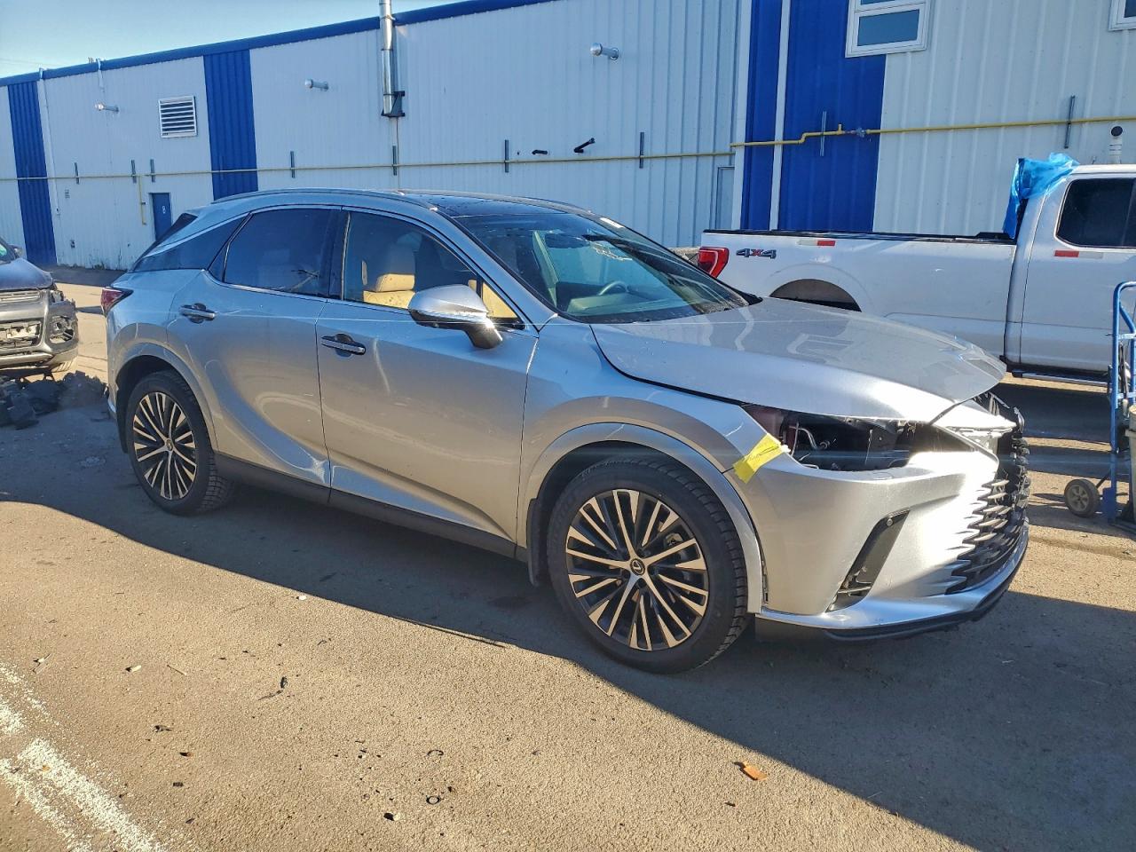 2025 Lexus RX 350h VIN 2T2BBMCA8SC094969 COPART salvage auction — Front End, NS - SALVAGE TITLE, sold $49,250 on 2026-01-22 (photo 4)