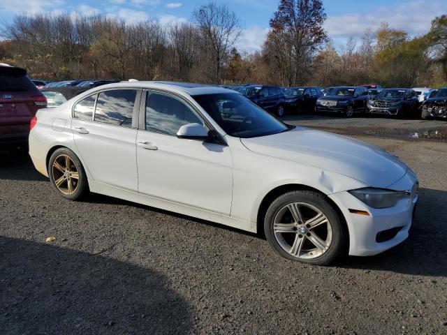 2013 BMW 3 series VIN WBA3C3C55DF979561 COPART salvage auction — MINOR DENT/SCRATCHES, Vt - Certificate Of Title, sold $1,850 on 2026-07-30 (photo 4)