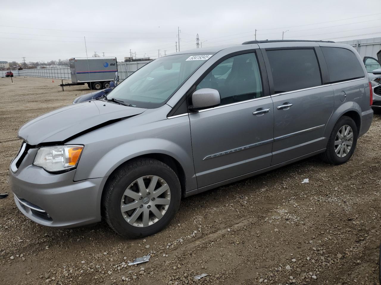 2015 Chrysler Town & Country VIN 2C4RC1BG8FR742255 — COPART salvage auction photo