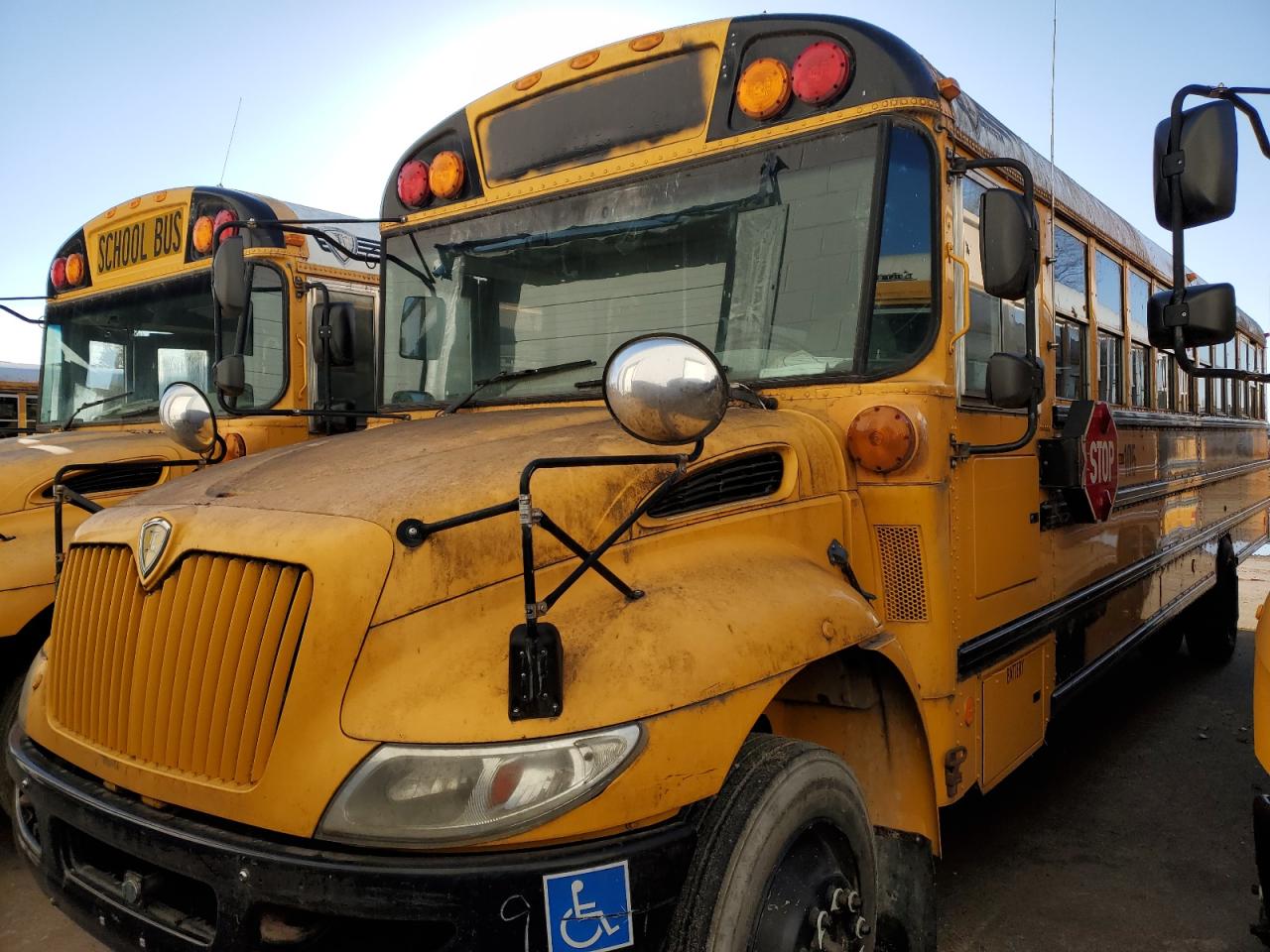 2013 Ic Corporation Ce Series School VIN 4DRBUSKN3DB303412 COPART salvage auction — Minor Dent/Scratches, IA - CERTIFICATE OF TITLE, sold $1,200 on 2026-07-08 (photo 2)