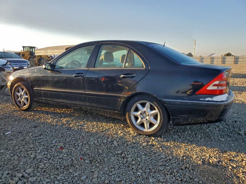 2002 Mercedes-benz C-klasse VIN WDBRF61J12F250670 COPART salvage auction — MINOR DENT/SCRATCHES, Ca - Salvage Acquisition Billofsale, sold $375 on 2026-08-18 (photo 2)
