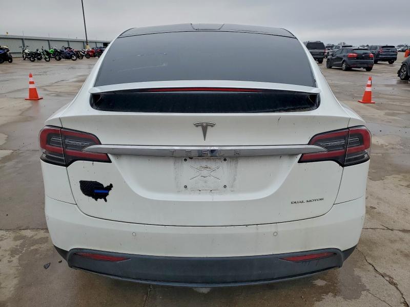 2020 Tesla Model x VIN 5YJXCDE2XLF271970 COPART salvage auction — UNDERCARRIAGE, Tx - Salvage Vehicle Title, sold $11,000 on 2026-07-08 (photo 6)