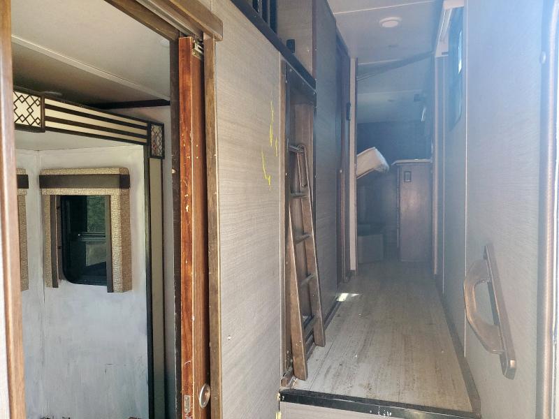2020 VIN 7HHPC4127LV200937 COPART salvage auction — MINOR DENT/SCRATCHES, TX - CERTIFICATE OF TITLE, sold $6,300 on 2026-07-30 (photo 5)