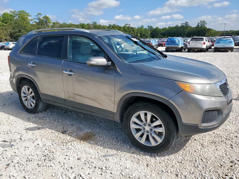 2011 Kia Sorento VIN 5XYKT4A29BG067202 COPART salvage auction — SIDE, Tx - Salvage Vehicle Title, sold $850 on 2026-07-10 (photo 4)
