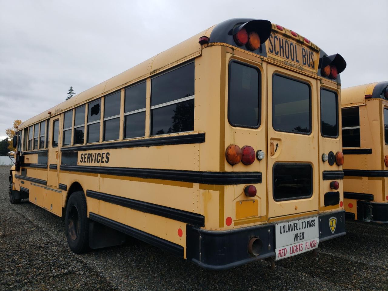 2009 Ic Corporation Ce Series School VIN 4DRBUSKN19B102101 COPART salvage auction — Minor Dent/Scratches, WA - VEHICLE CERT OF OWNERSHIP-TITL, sold $1,000 on 2026-07-08 (photo 3)