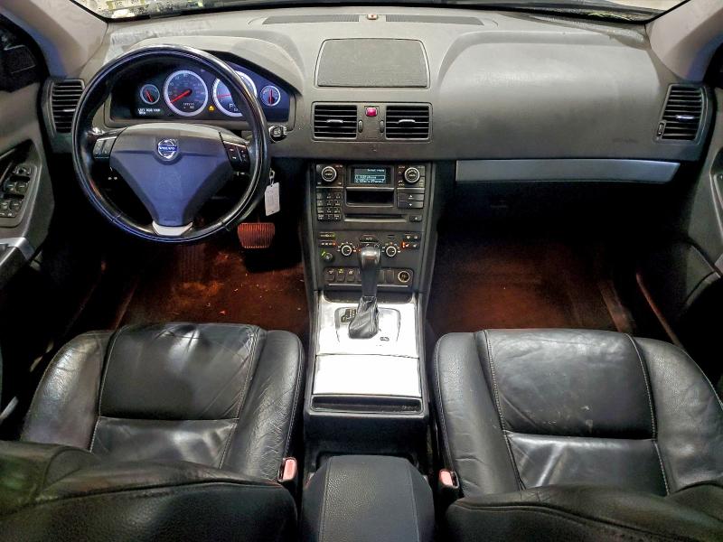 2013 Volvo Xc90 VIN YV4952CZ2D1643350 COPART salvage auction — MINOR DENT/SCRATCHES, Vt - Certificate Of Title, sold $6,900 on 2026-07-30 (photo 8)