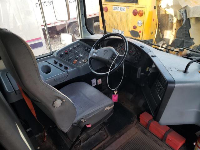 2013 Ic corporation Ce series VIN 4DRBUSKP4DB299999 COPART salvage auction — MINOR DENT/SCRATCHES, Ct - Certificate Of Title, sold $2,500 on 2026-07-08 (photo 5)