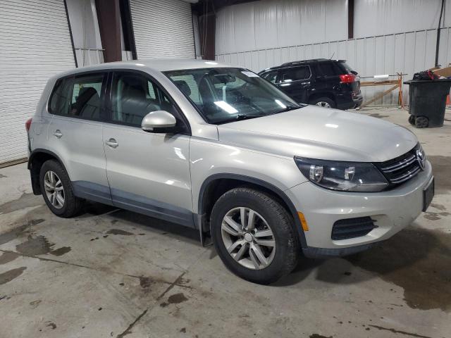 2013 Volkswagen Tiguan VIN WVGBV3AX6DW599816 COPART salvage auction — REAR END, Other, sold $1,050 on 2026-08-12 (photo 4)
