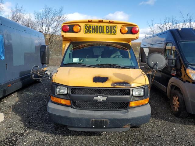 2011 Chevrolet Bus VIN 1GBHG31C391155775 COPART salvage auction — MINOR DENT/SCRATCHES, NY - CERTIFICATE OF TITLE, sold $2,500 on 2026-07-09 (photo 5)