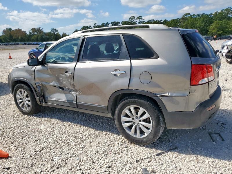 2011 Kia Sorento VIN 5XYKT4A29BG067202 COPART salvage auction — SIDE, Tx - Salvage Vehicle Title, sold $850 on 2026-07-10 (photo 2)