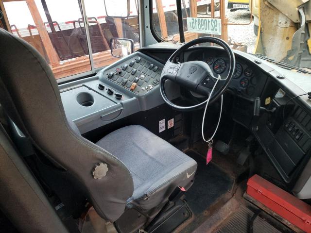 2013 Ic corporation Ce series VIN 4DRBUSKP9DB300001 COPART salvage auction — MINOR DENT/SCRATCHES, Ct - Certificate Of Title, sold $2,500 on 2026-07-08 (photo 5)