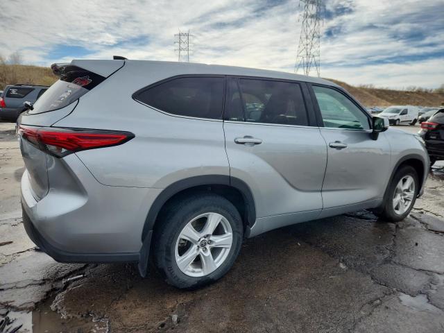 2022 Toyota Highlander VIN 5TDCZRBH1NS202957 COPART salvage auction — HAIL, Wy - Dis/Dlr/Exp Only Salvage Title, sold $5,000 on 2026-06-29 (photo 3)