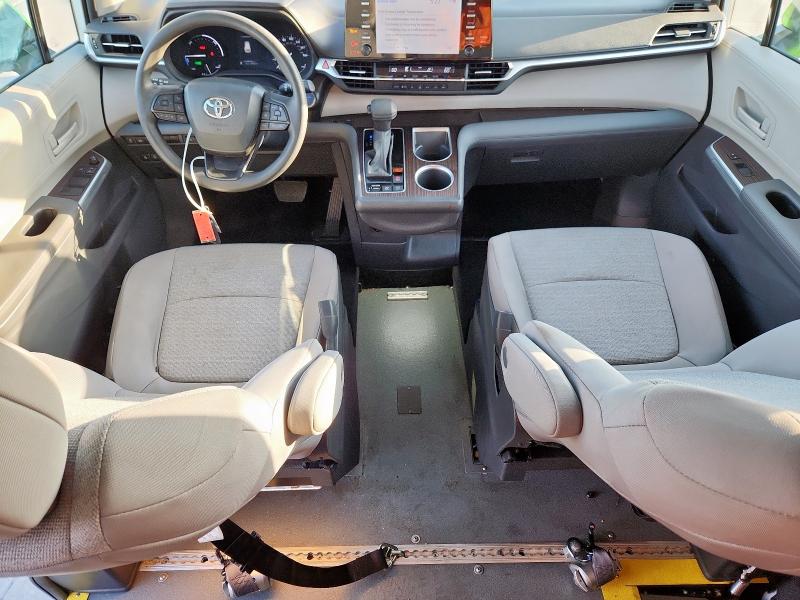 2024 Toyota Sienna VIN 5TDKRKEC0RS216034 COPART salvage auction — FRONT END, Tx - Salvage Vehicle Title, sold $6,500 on 2026-08-03 (photo 8)