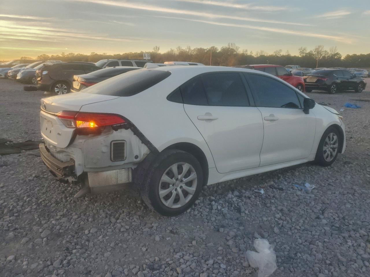 2022 Toyota Corolla VIN JTDEPMAE3N3000874 COPART salvage auction — Front End, FL - CERTIFICATE OF DESTRUCTION, sold $2,700 on 2026-07-09 (photo 3)
