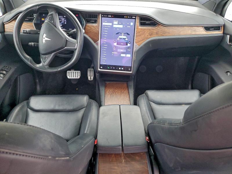 2020 Tesla Model x VIN 5YJXCDE2XLF271970 COPART salvage auction — UNDERCARRIAGE, Tx - Salvage Vehicle Title, sold $11,000 on 2026-07-08 (photo 8)